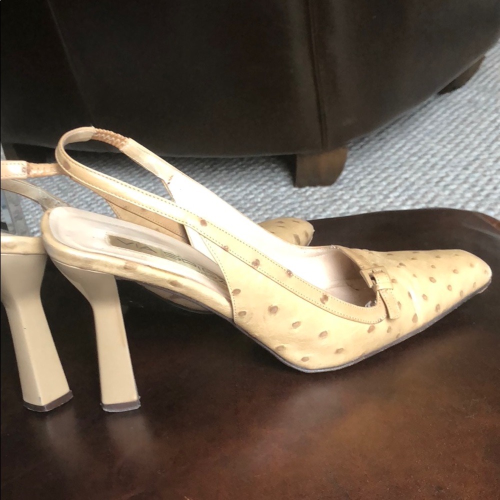 Via Spiga leather ostrich patterned slingback